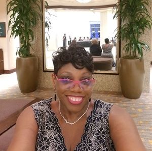 Meet your Posher, Marcella